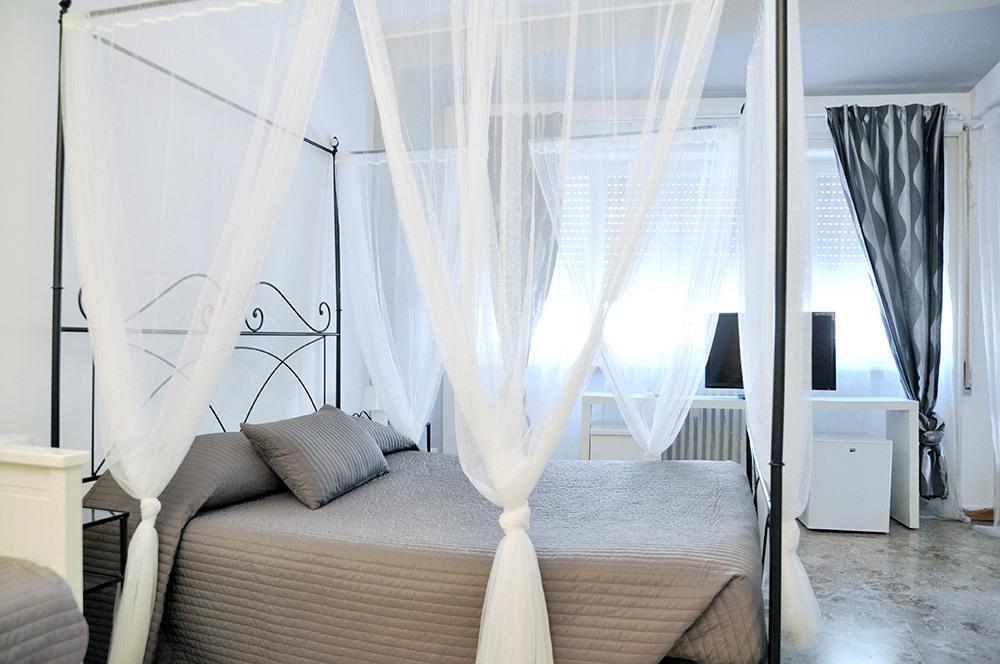 Ideal B&B Řím Pokoj fotografie